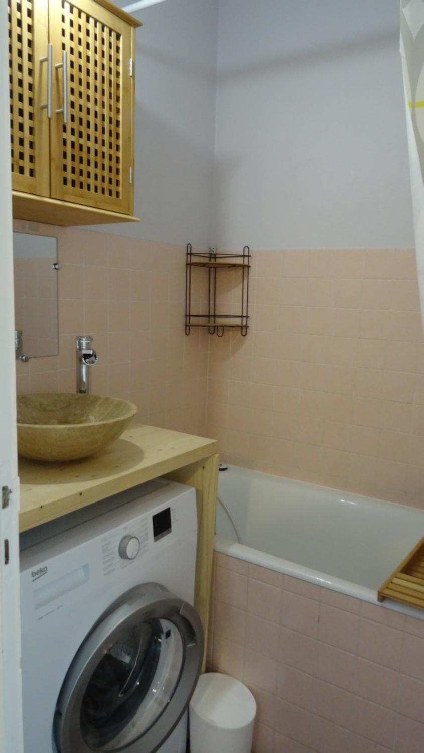 Studio moderne avec jolie vue Apartment in Moulins