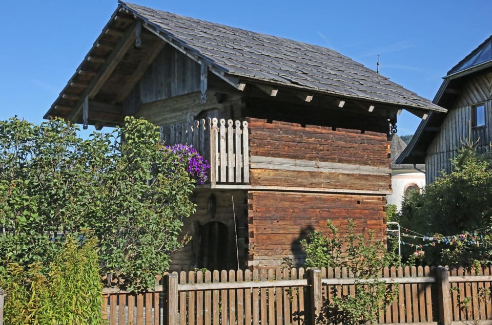Nearby landmark