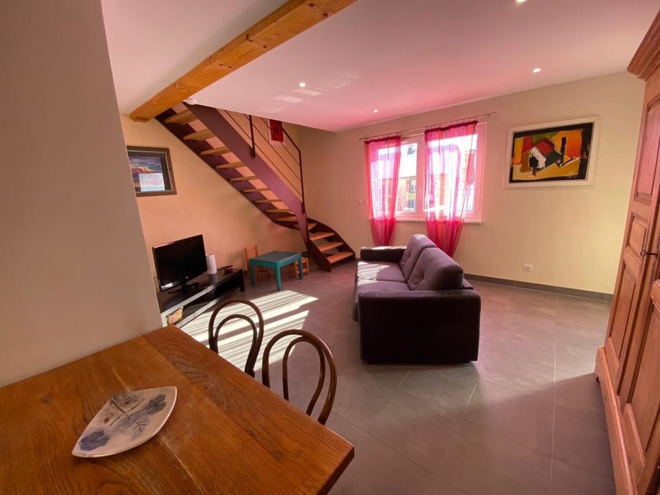Le Noyer House in Grand Est