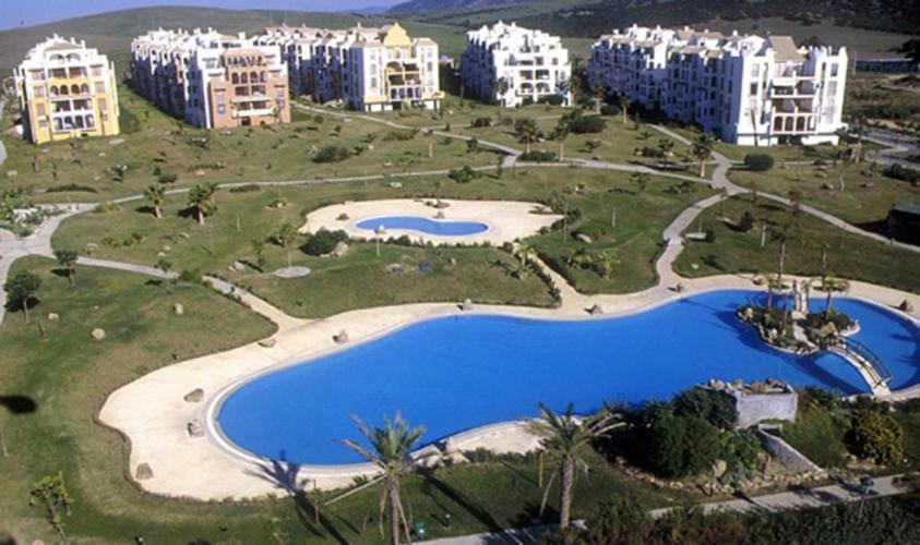 On site, Pool view