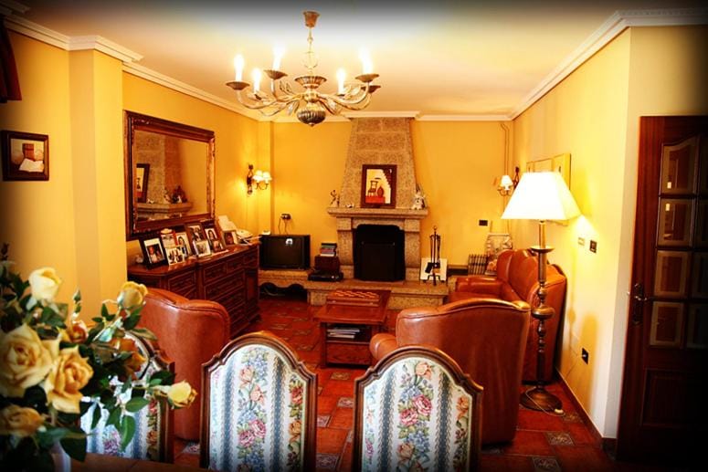 Communal lounge/ TV room, Living room