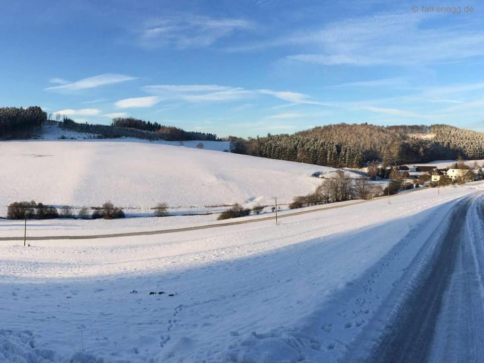 Natural landscape, Winter, Skiing, Hiking, On site