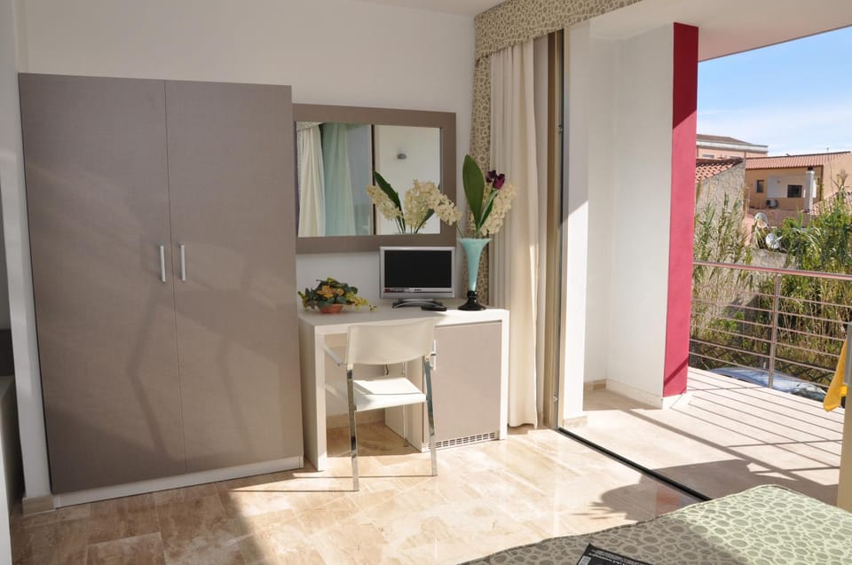 Balcony/Terrace, Bedroom