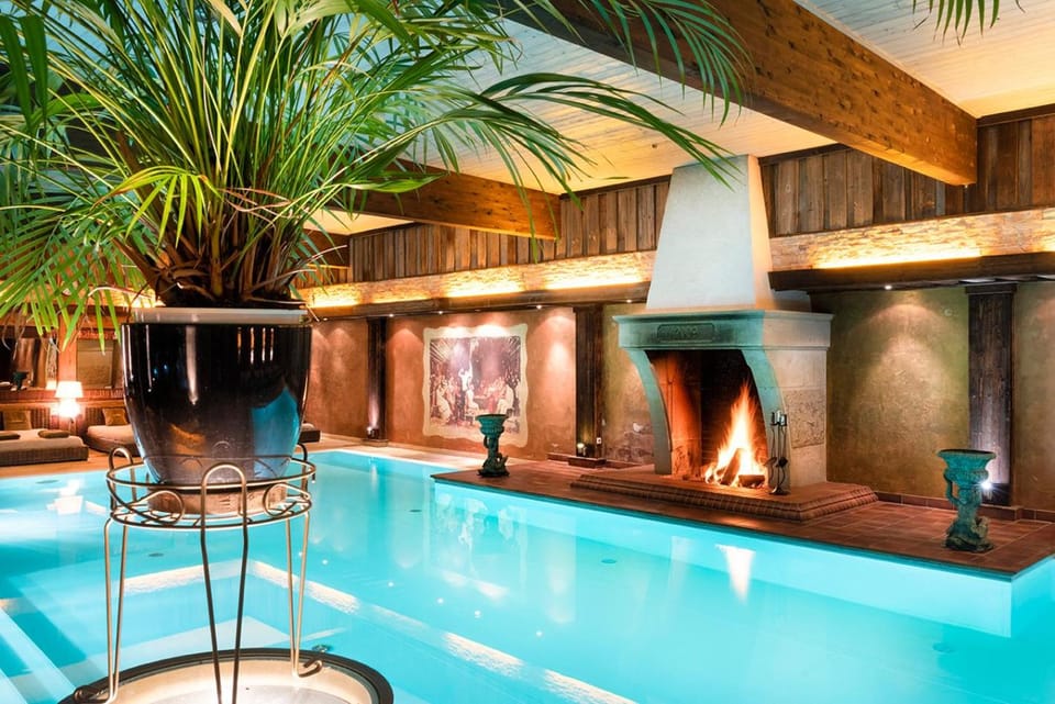 Spa and wellness centre/facilities, Swimming pool