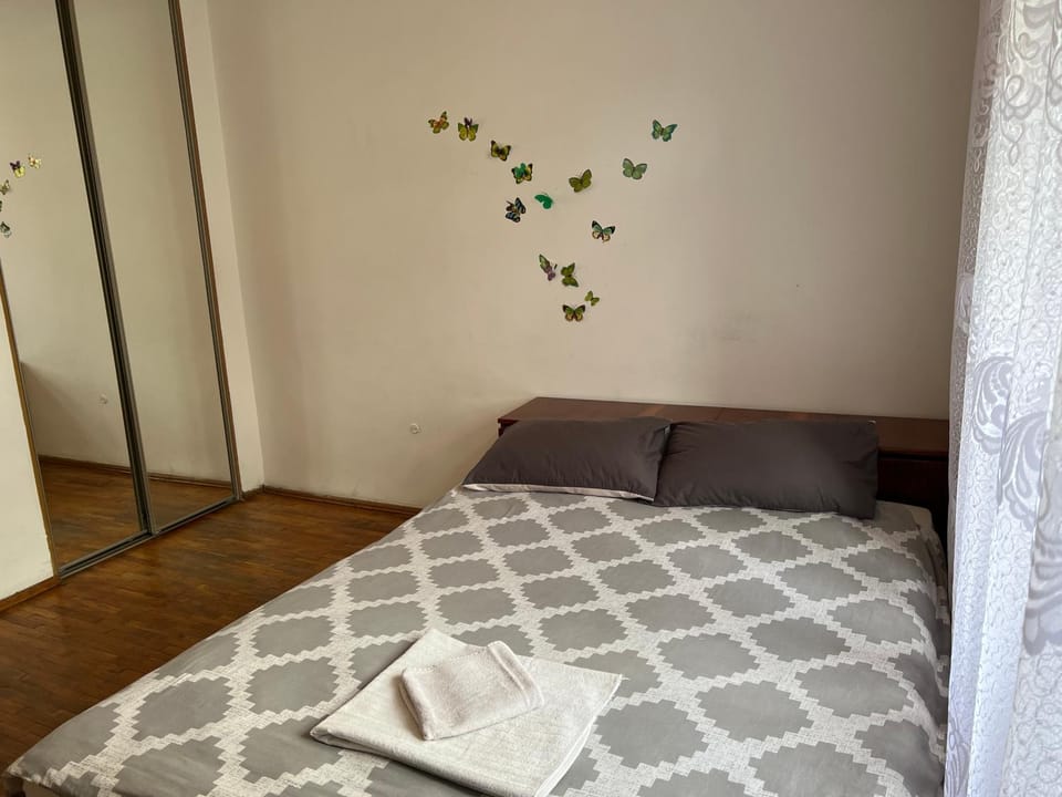 3х комнатная квартира возле парка Apartment in Ukraine