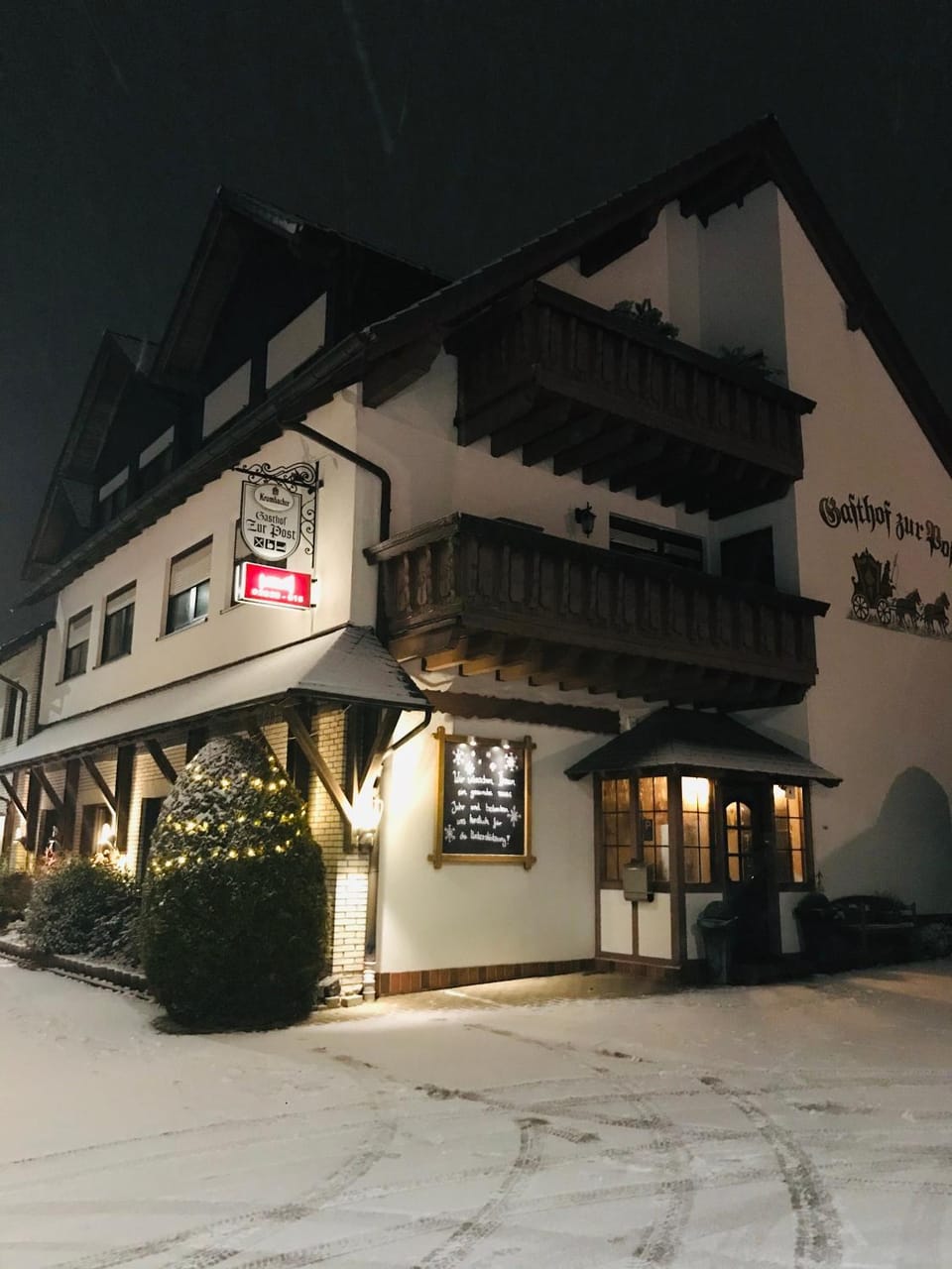 Gasthof zur Post Hotel - Restaurant Bed and Breakfast in North Rhine-Westphalia