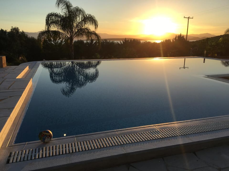Pool view, Swimming pool, Sunset