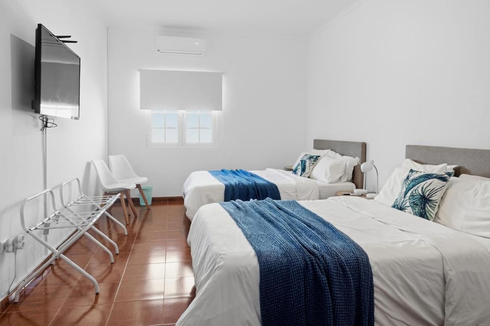 TV and multimedia, Bedroom, air conditioner