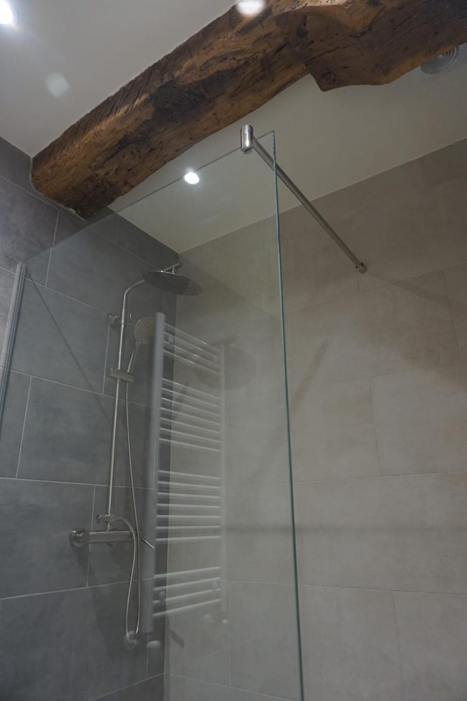 Bathroom, Decorative detail