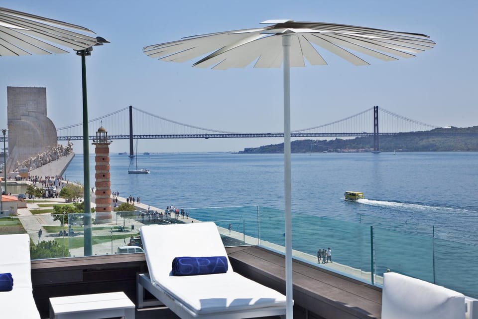Day, Balcony/Terrace, Swimming pool, Swimming pool