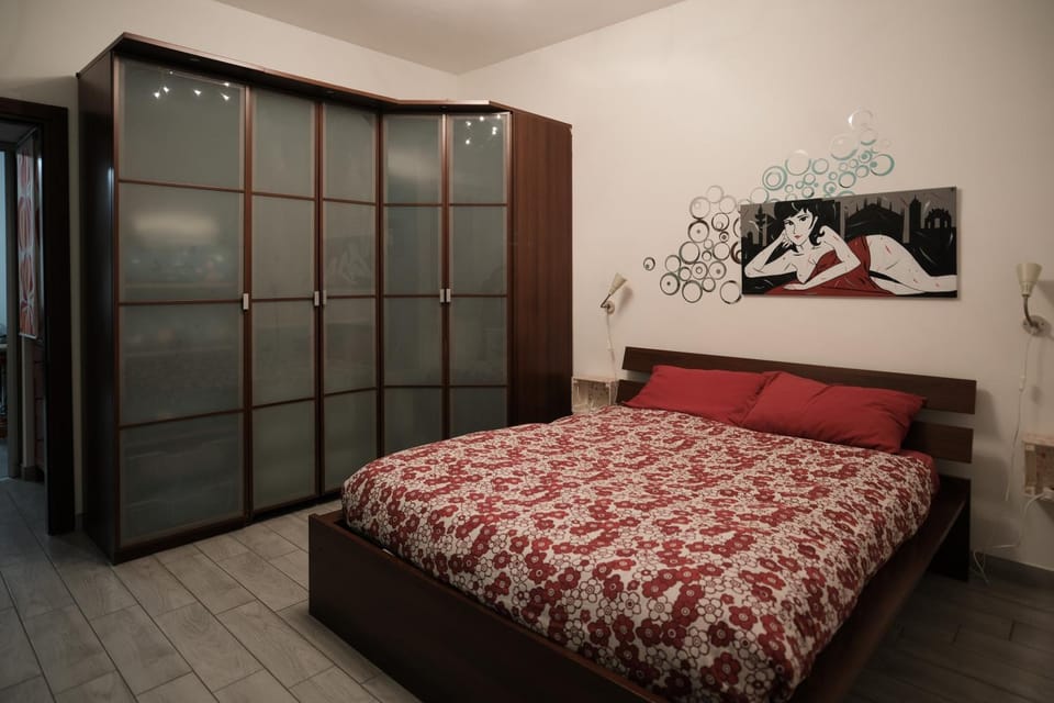 Bed, Photo of the whole room, Bedroom, wardrobe