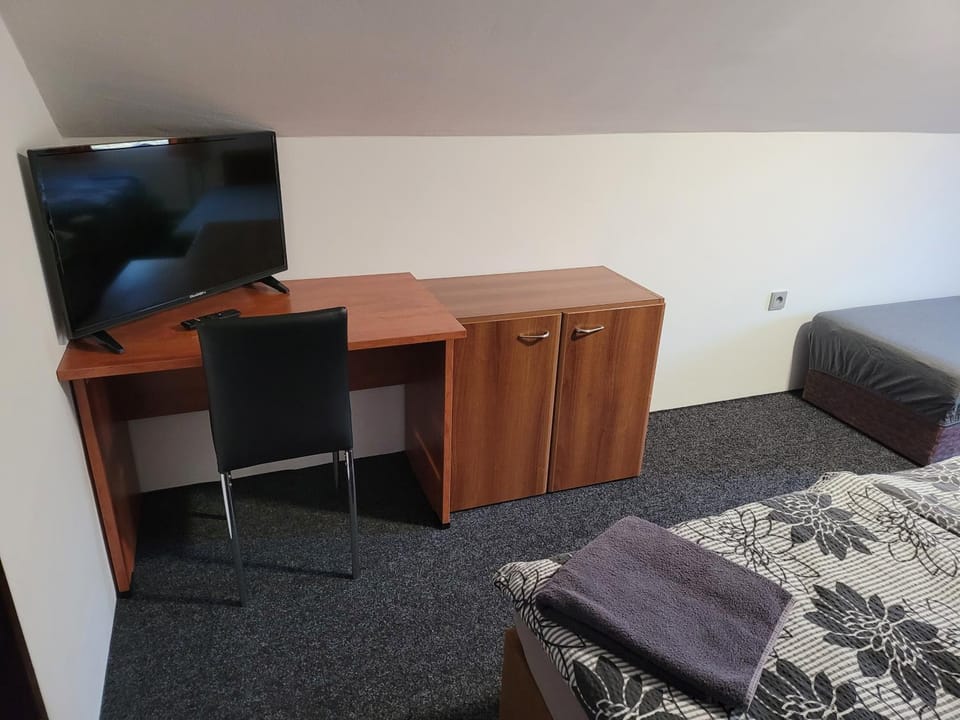 Penzion Karolína Bed and Breakfast in Lower Silesian Voivodeship