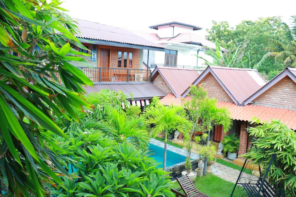 Property building, Garden view, Pool view