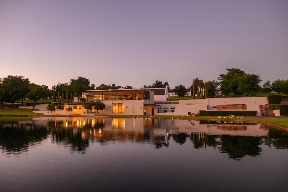 Property building, Restaurant/places to eat, Swimming pool, Breakfast