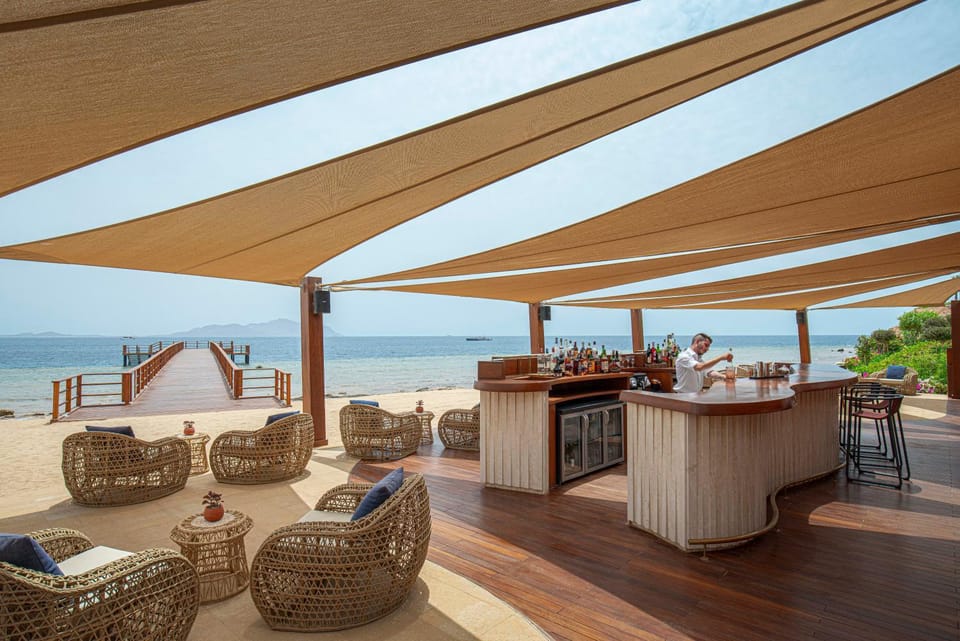 Lounge or bar, Beach, Sea view