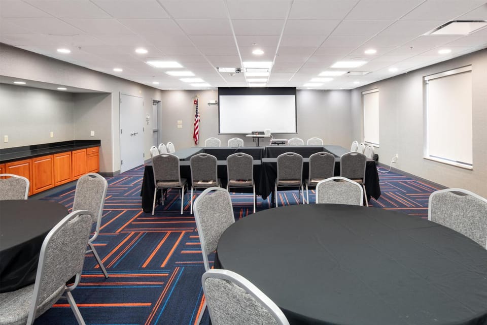 Meeting/conference room