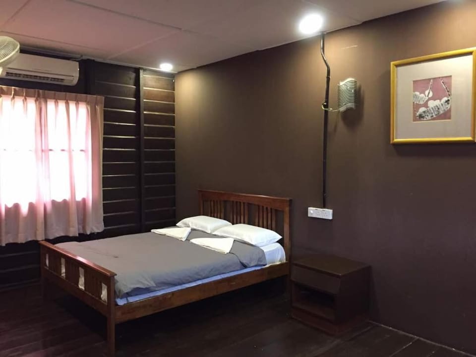 Bed, Bedroom, air conditioner