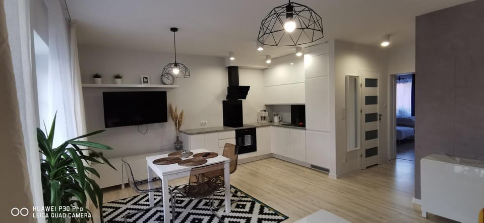 Kitchen or kitchenette, Living room, Seating area