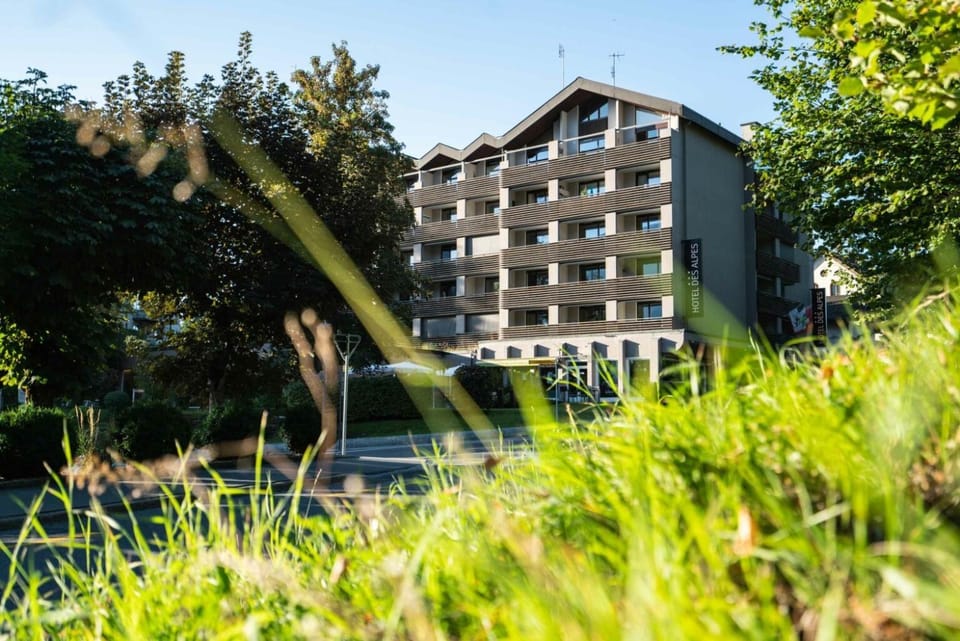 Property building, Spring