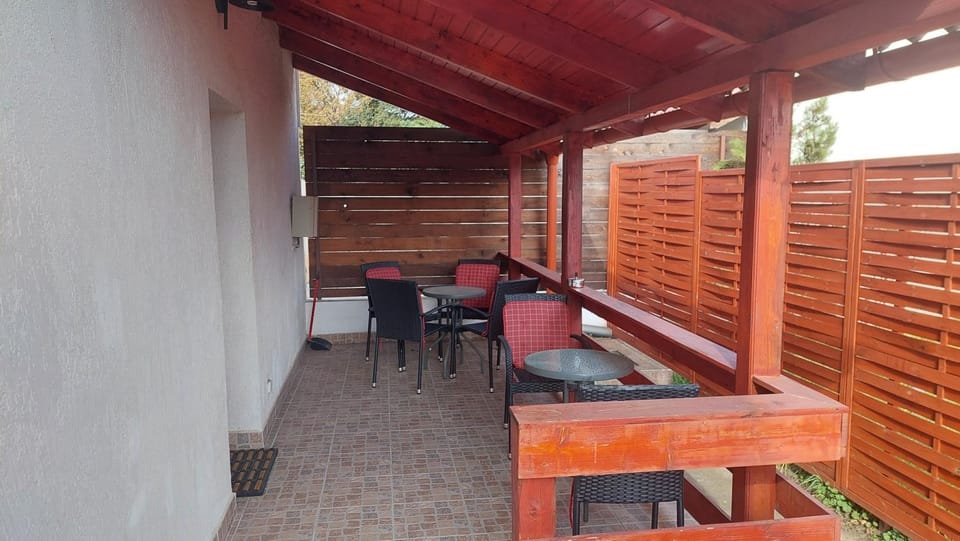 Dunakeszi Nap Apartman Apartment in Hungary