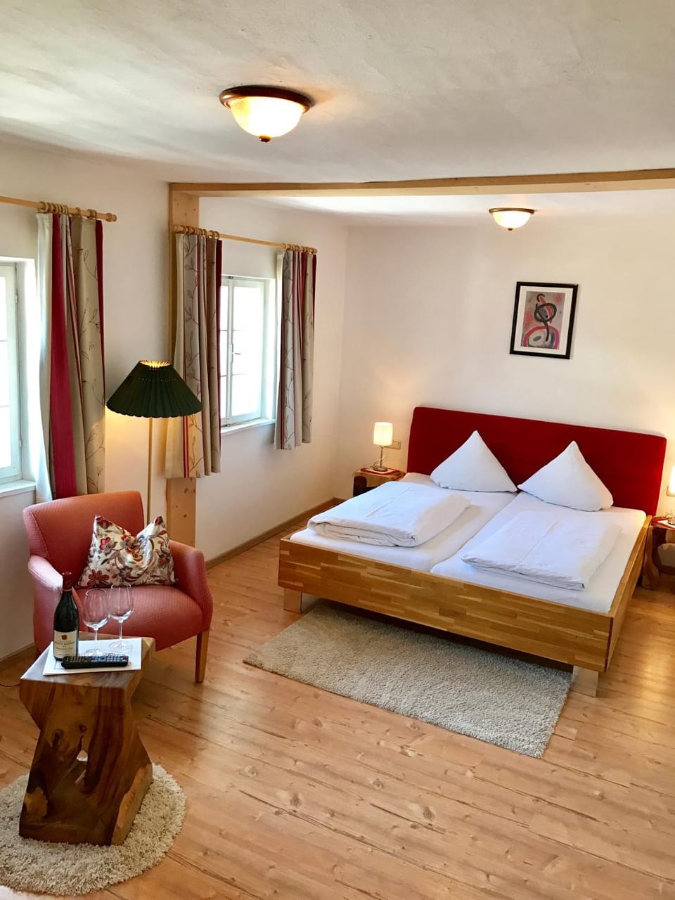 Bed, Living room, Seating area, Bedroom