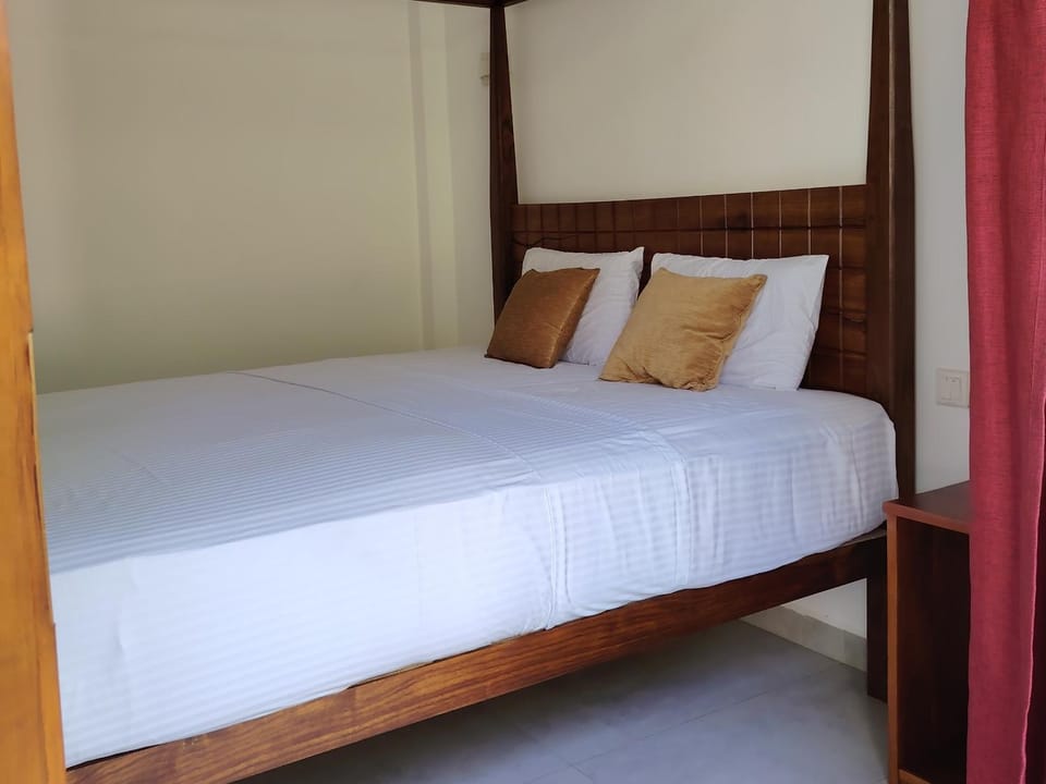 Lasantha Surf, Madiha Vacation rental in Kamburugamuwa