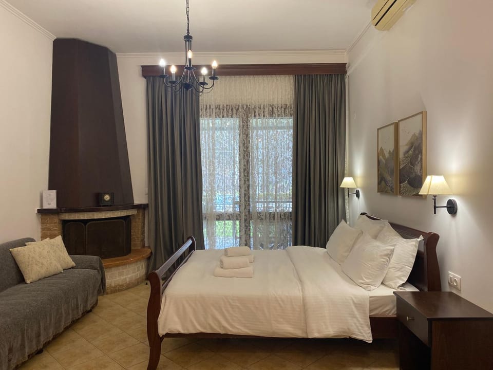 Ξενώνας Ρόδον Bed and Breakfast in Decentralized Administration of Macedonia and Thrace