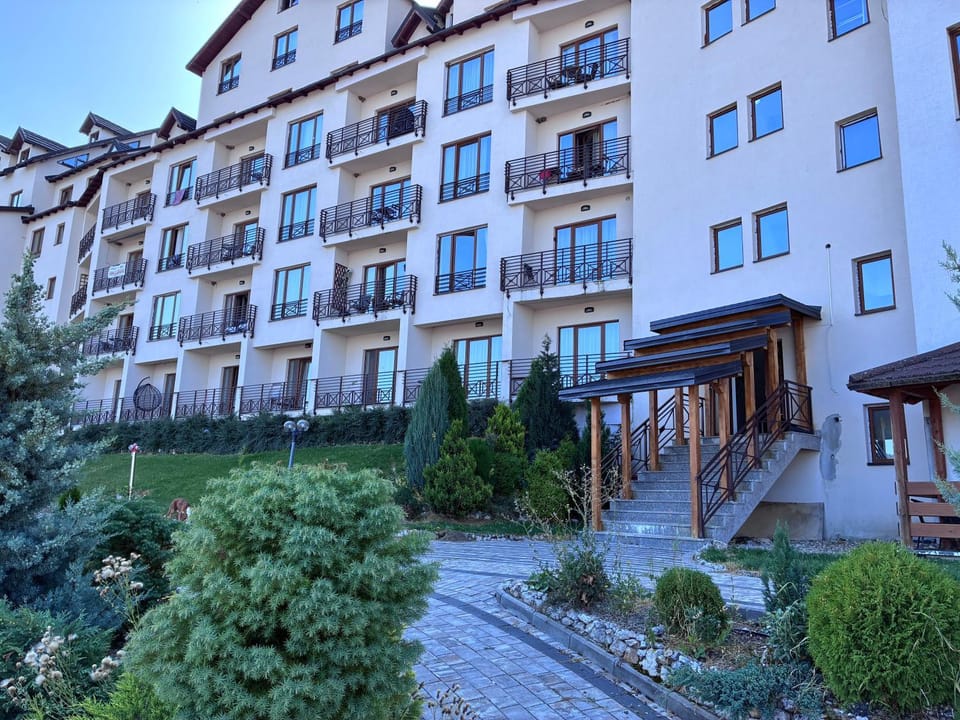 Milmari L29 Apartment in Serbia