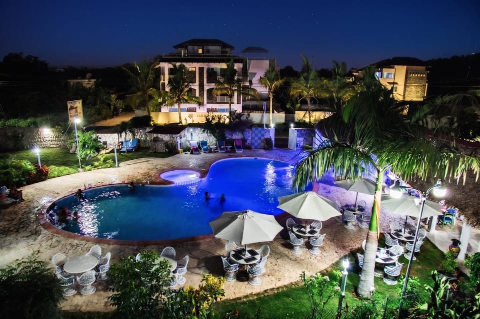 Swimming pool