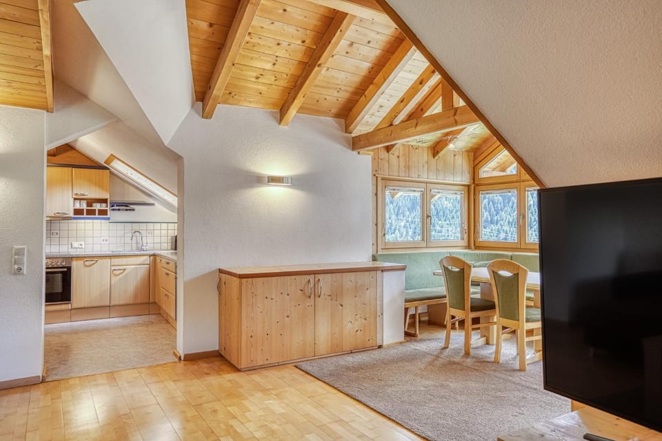 Kitchen or kitchenette, Living room, Photo of the whole room