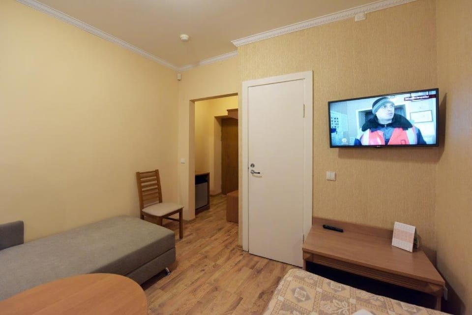 Bed, TV and multimedia