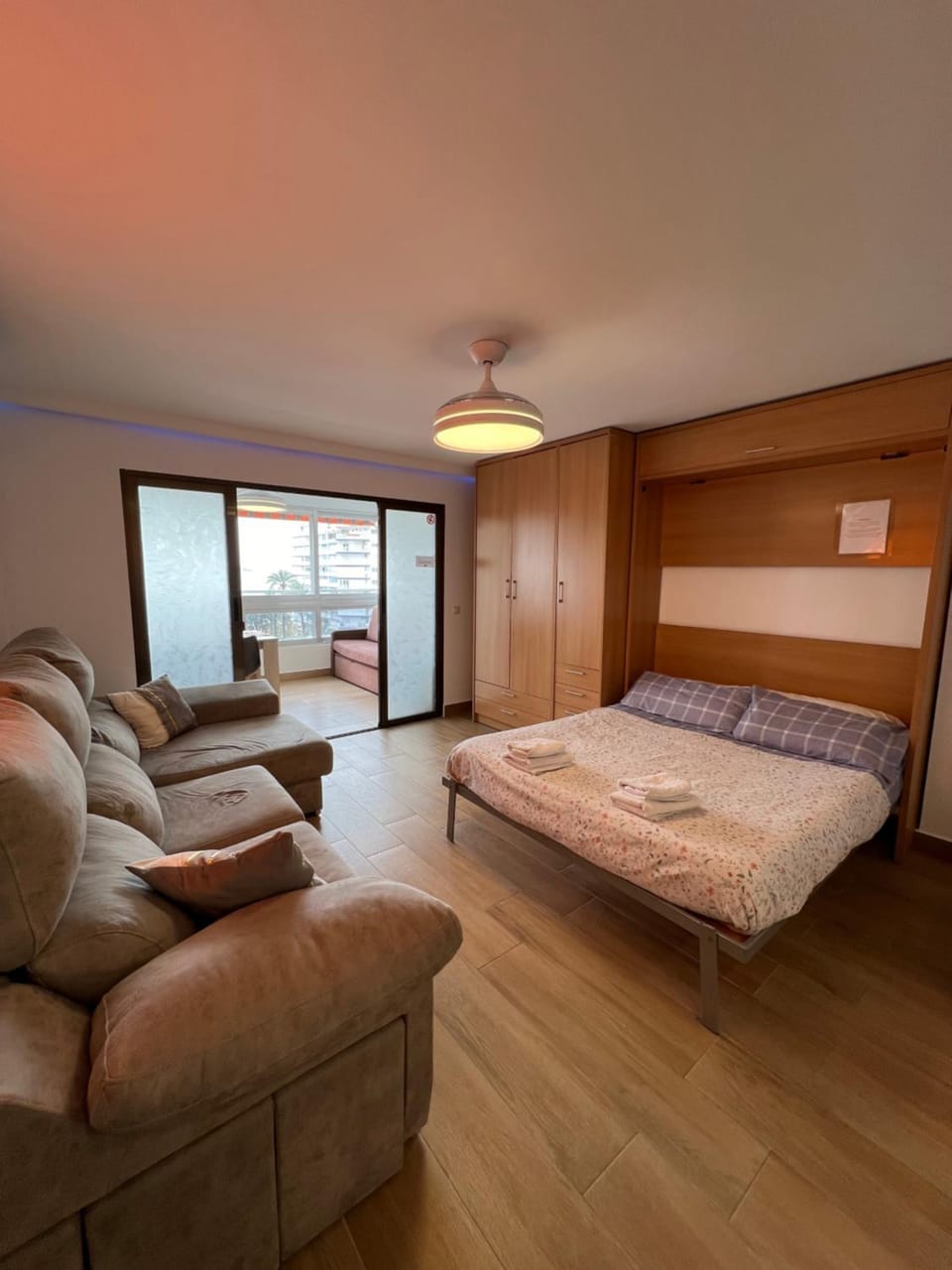 Bed, TV and multimedia, Living room, Photo of the whole room, Bedroom