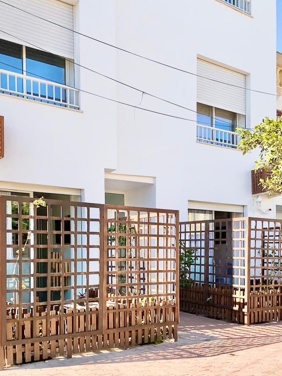 Property building, View (from property/room), Balcony/Terrace