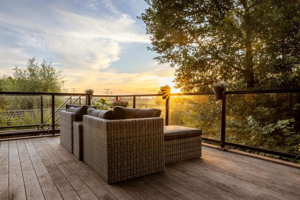 Patio, Spring, Natural landscape, View (from property/room), Balcony/Terrace, Balcony/Terrace, Seating area, Sunrise