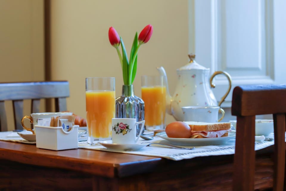 Breakfast, Continental breakfast, Buffet breakfast, Italian breakfast