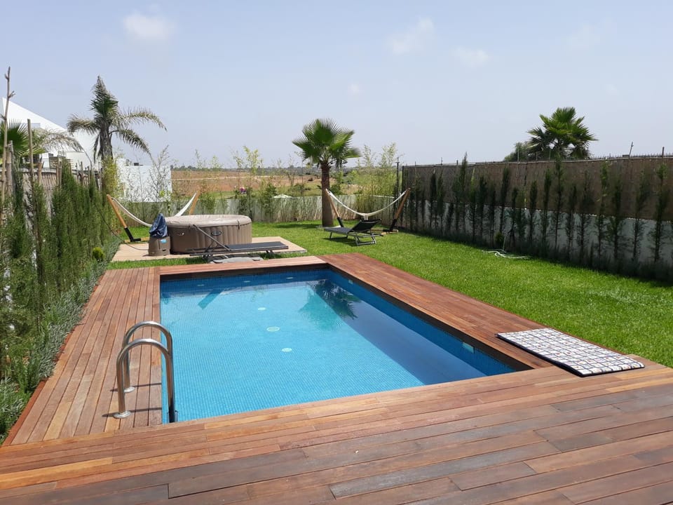 Pool view, Swimming pool