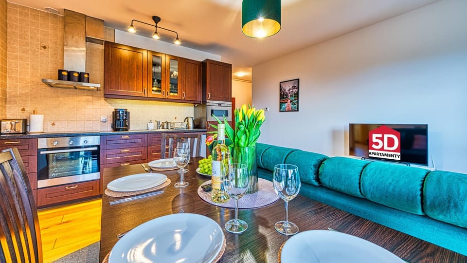 Apartament Cichy - 5D Apartamenty Apartment in Lower Silesian Voivodeship
