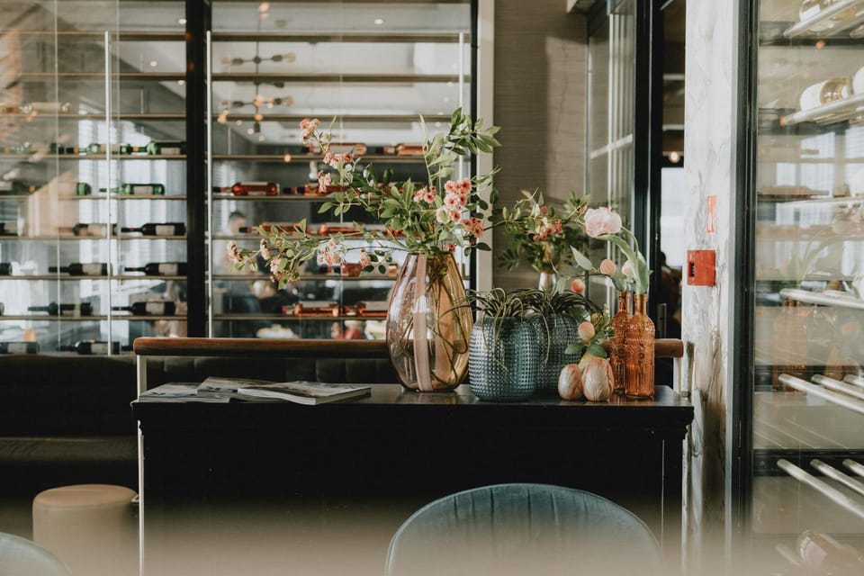 Restaurant/places to eat, Decorative detail