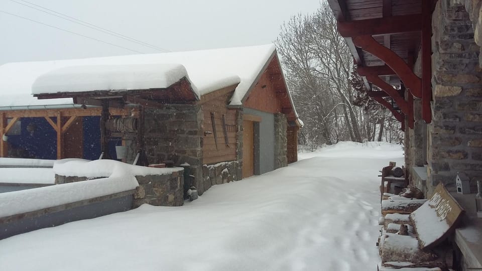 Property building, Winter