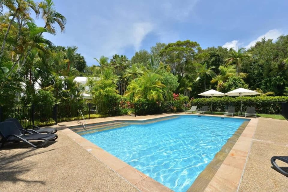 Fairway Vistas - A Group Escape at Mirage Resort House in Port Douglas