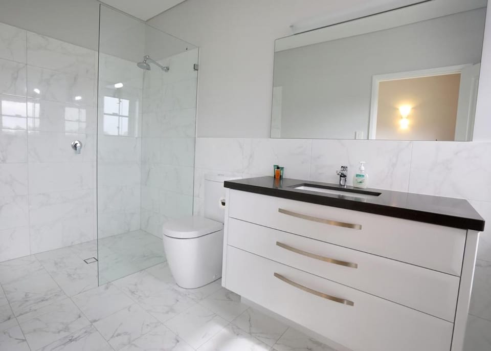 Lot113 Vineyard Accommodation Bed and Breakfast in Perth