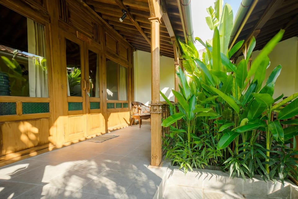 Property building, Garden