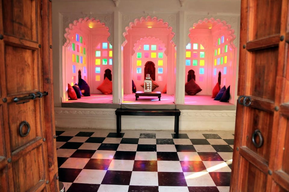 Decorative detail, Seating area