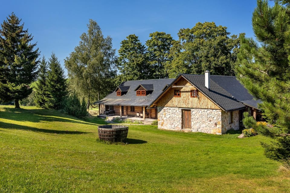 Property building, Day, Garden