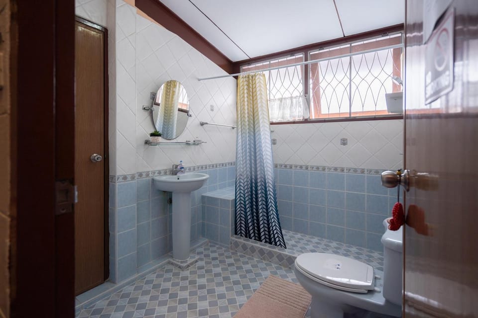Toilet, Bathroom