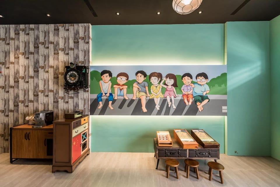 Communal lounge/ TV room, Lobby or reception, Decorative detail, Decorative detail, On site