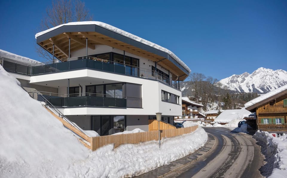 Property building, Day, Winter