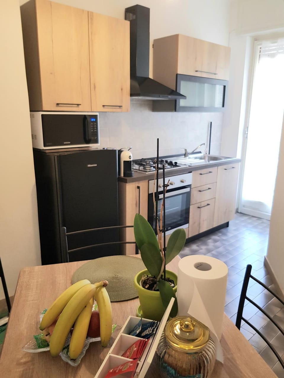 Kitchen or kitchenette