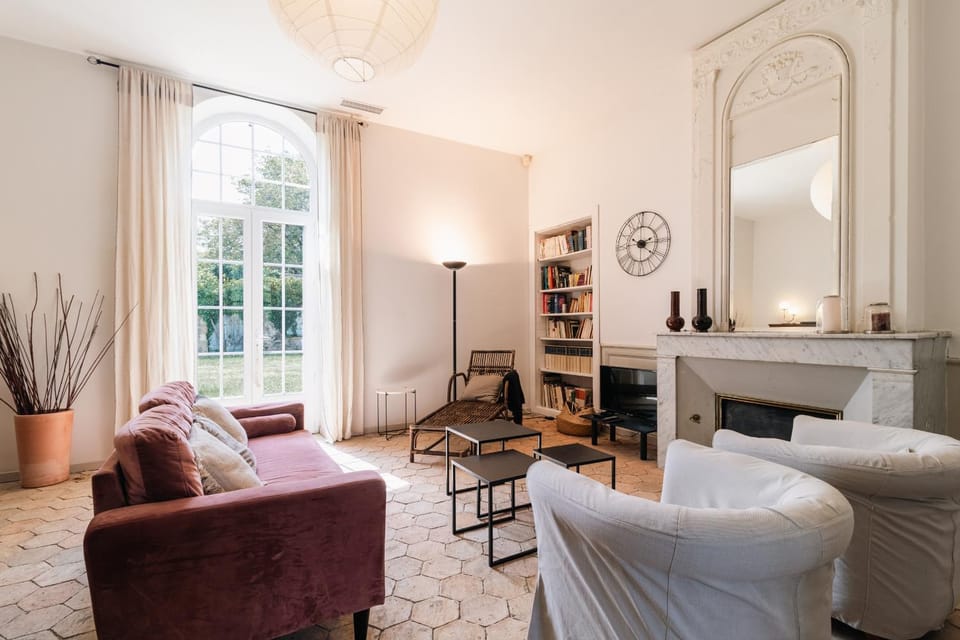 Communal lounge/ TV room, Living room