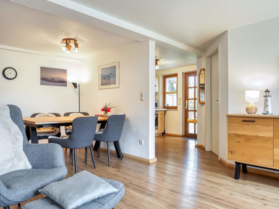 Seenest Whg 1 Apartment in Zingst